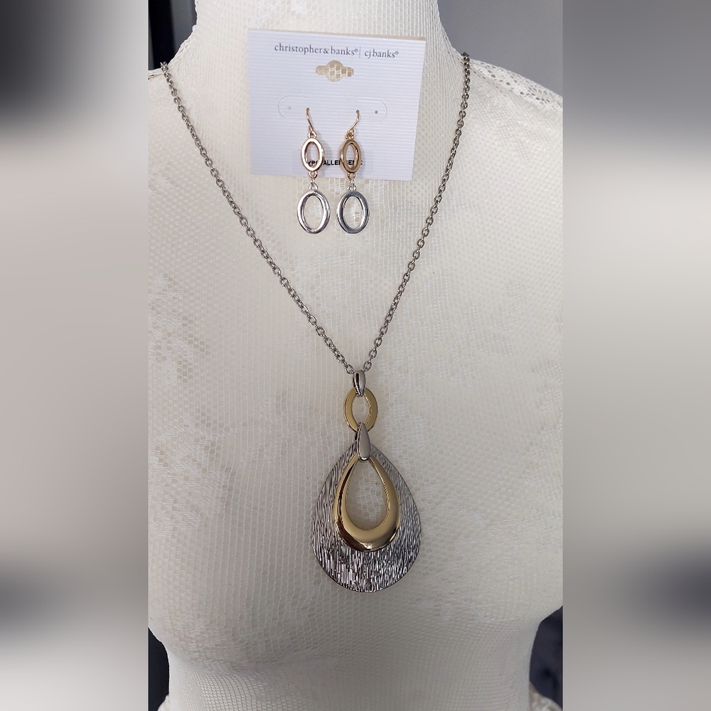 New women's necklace and earring